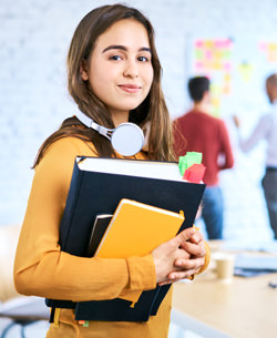 Femme a l'école