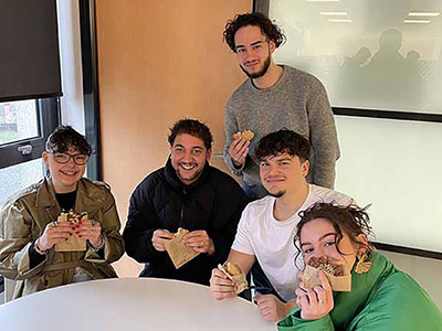 groupe d'étudiants à l'ESG Sport à Rennes
